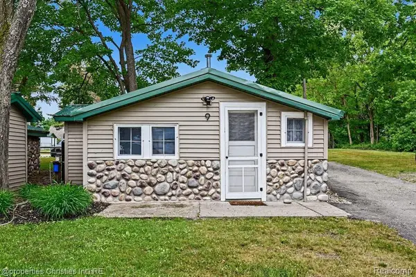 5124 Beechwood #9, Gaylord, MI 49735