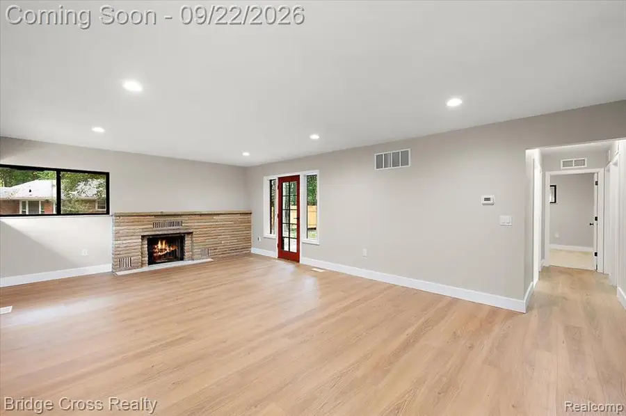 25240 Muerland, Southfield, MI 48033 - #3