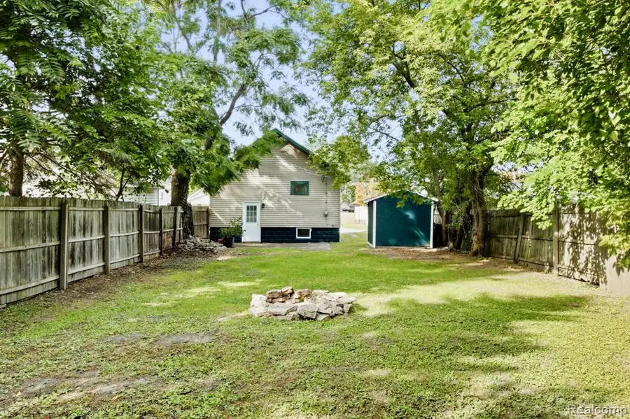 1622 Francis, Port Huron, MI 48060 - #2