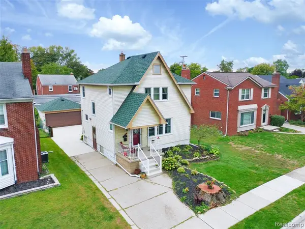 224 Mohawk, Dearborn, MI 48124