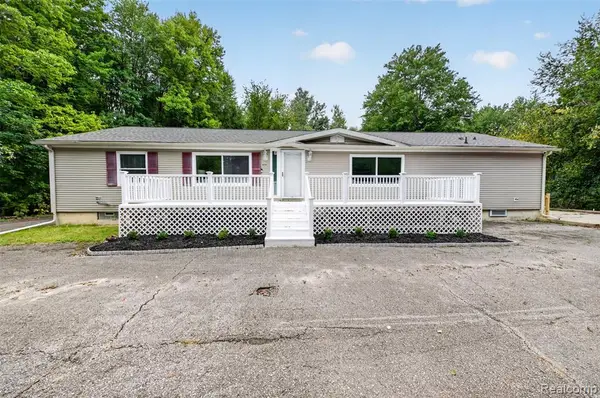 16170 S Huron River, Romulus, MI 48174
