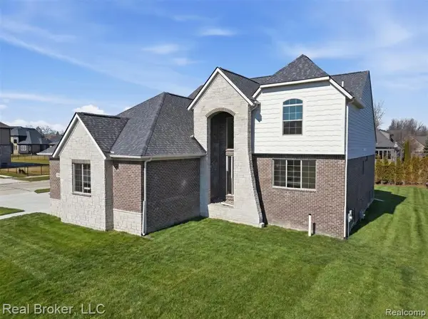 35957 Windridge, New Baltimore, MI 48047