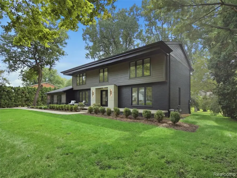 766 Woodchester, Bloomfield Hills, MI 48304 - #3