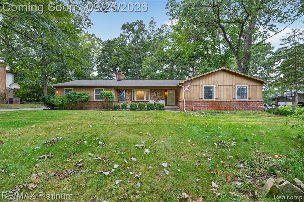 9780 Daleview, South Lyon, MI 48178 - #1