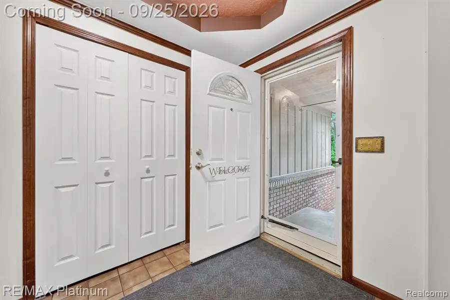 9780 Daleview, South Lyon, MI 48178 - #3