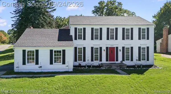 4467 Apple Valley, West Bloomfield, MI 48323