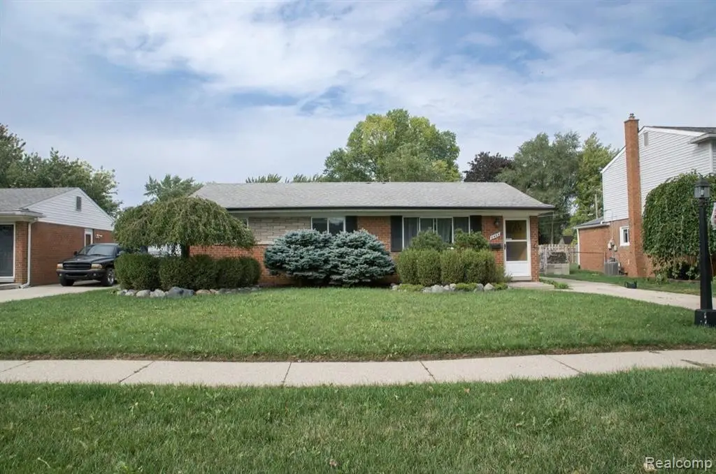 8465 Tinkler, Sterling Heights, MI 48312 - #1