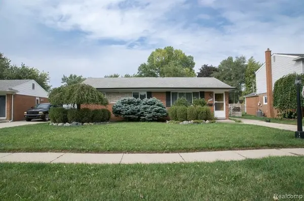 8465 Tinkler, Sterling Heights, MI 48312