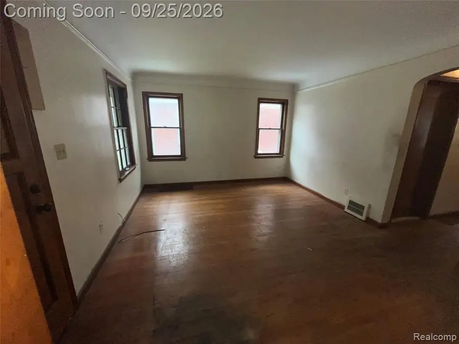 4558 Helen, Dearborn, MI 48126 - #3