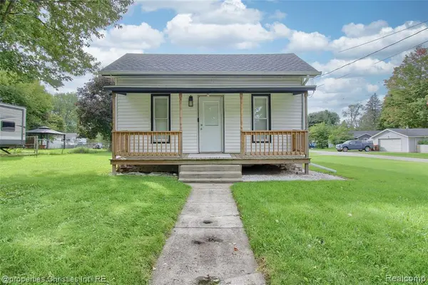 604 Wood, Stockbridge, MI 49285