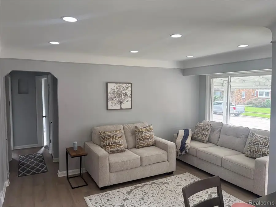15044 Oceana, Allen Park, MI 48101 - #3