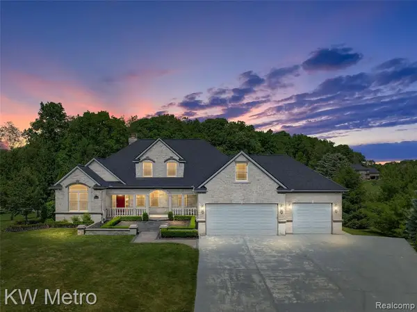 65884 Windrose, Ray, MI 48096