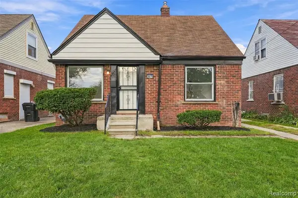20076 Winthrop, Detroit, MI 48235