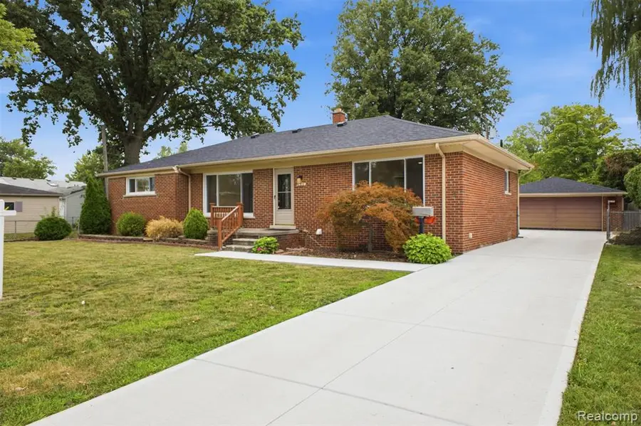 6326 Lathers, Garden City, MI 48135 - #3