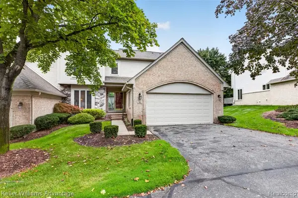 105 Hampton, Northville, MI 48168