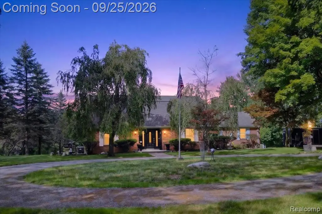 7850 Rattalee Lake, Clarkston, MI 48348 - #1