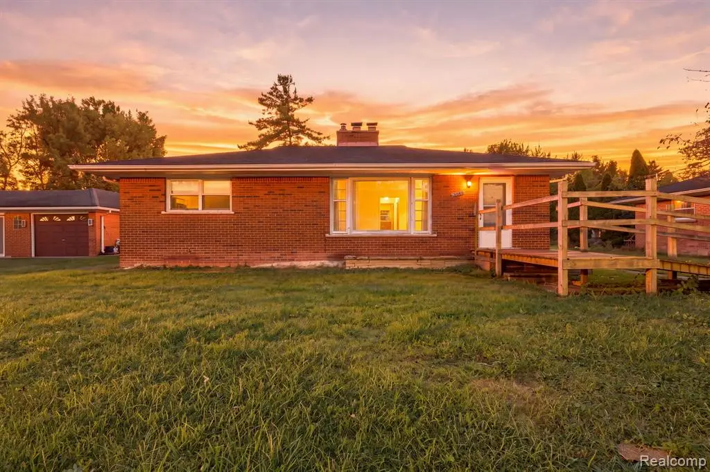20290 Meridian, Grosse Ile, MI 48138 - #1