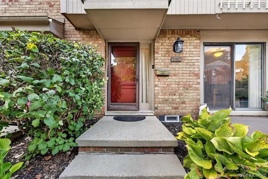 1439 Oakbrook, Rochester Hills, MI 48307 - #3