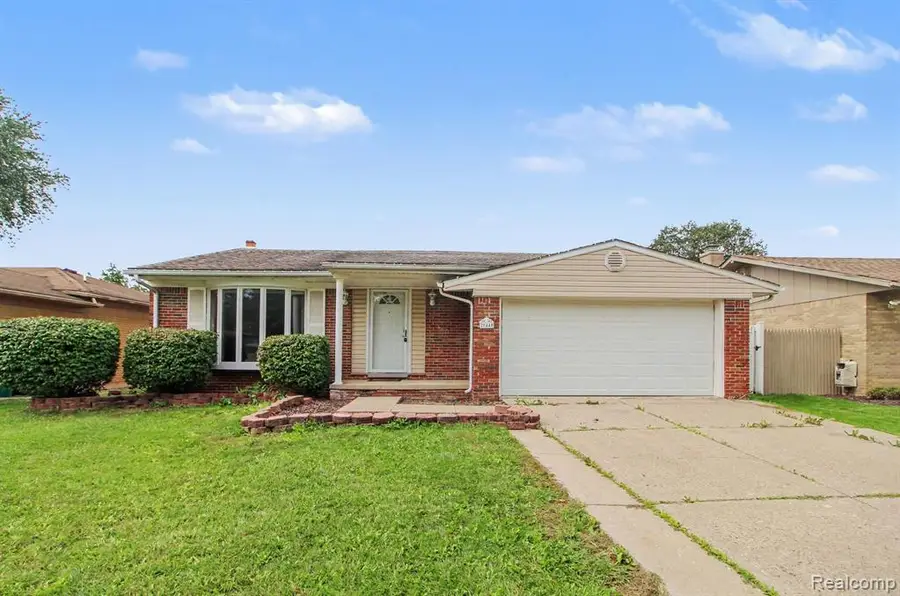 28440 Weddel, Brownstown, MI 48183 - #2