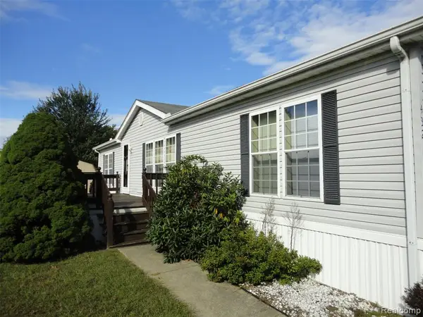 432 Brightmoor, Temperance, MI 48182