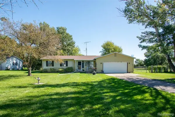 1474 N Nichols, Flushing, MI 48433