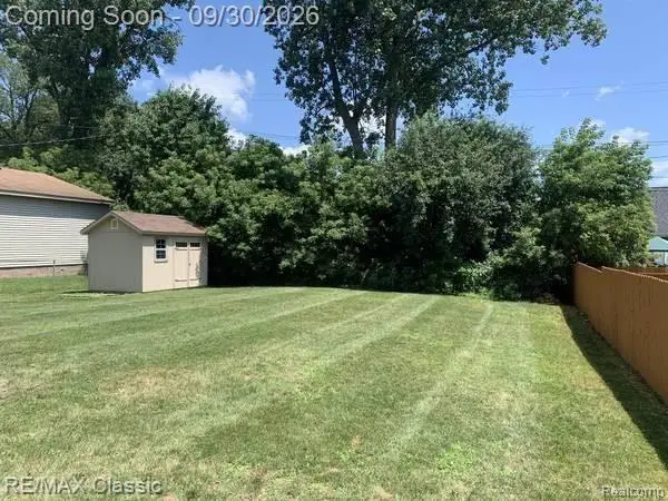 5349 Military, Brighton, MI 48116 - #2