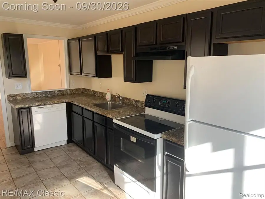 5349 Military, Brighton, MI 48116 - #3
