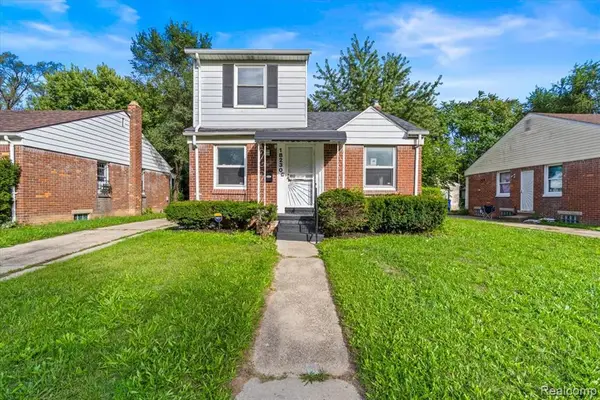 18230 Mansfield, Detroit, MI 48235