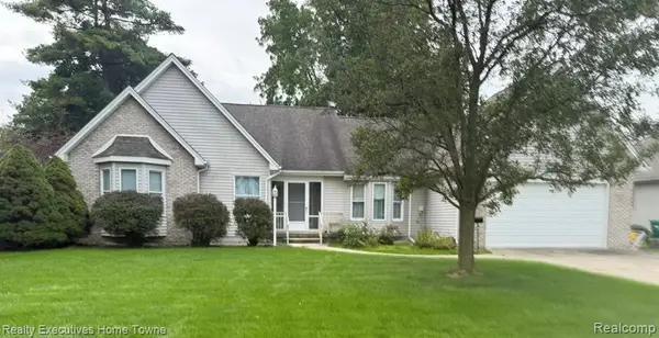 623 Saint Andrews, Saint Clair, MI 48079