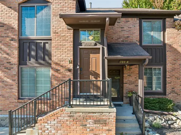 704 S Brady #B, Dearborn, MI 48124