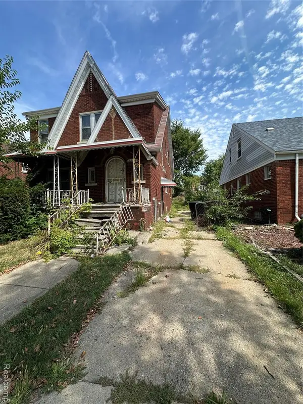 5544 Dickerson, Detroit, MI 48213