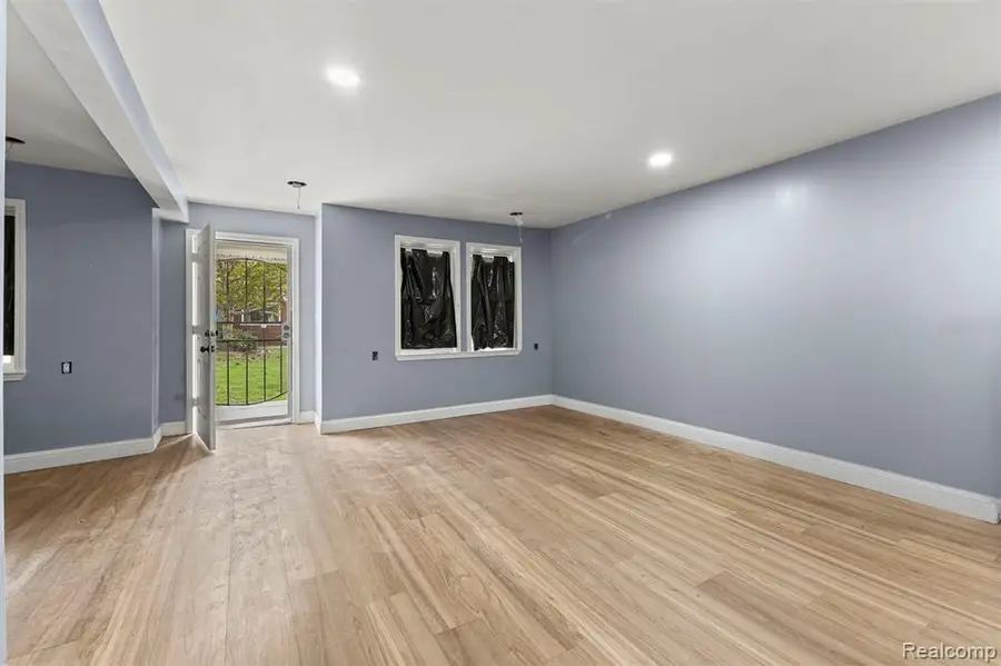 10017 Manor, Detroit, MI 48204 - #2