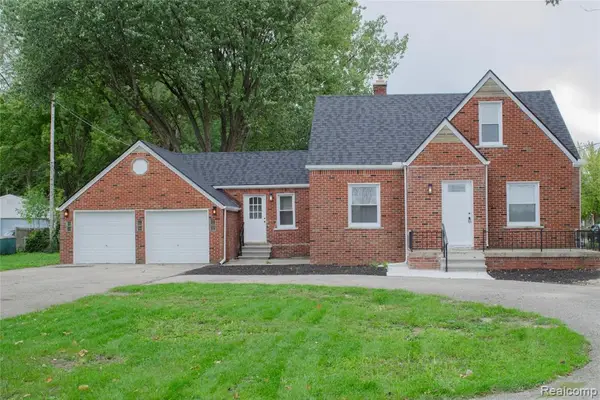 15960 Martin, Roseville, MI 48066