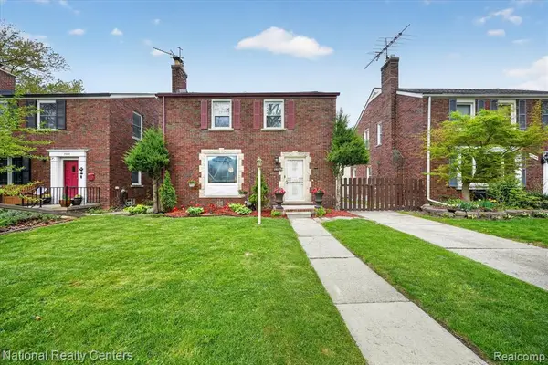 3956 Harvard, Detroit, MI 48224