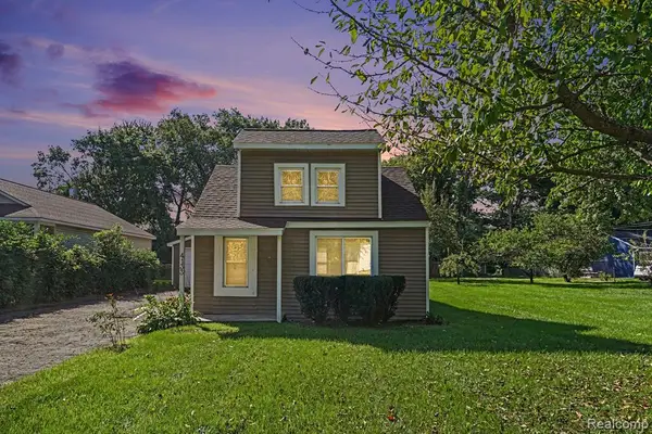 4133 Lanco, Waterford, MI 48329