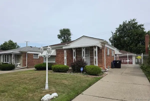 6835 Buhr, Detroit, MI 48212