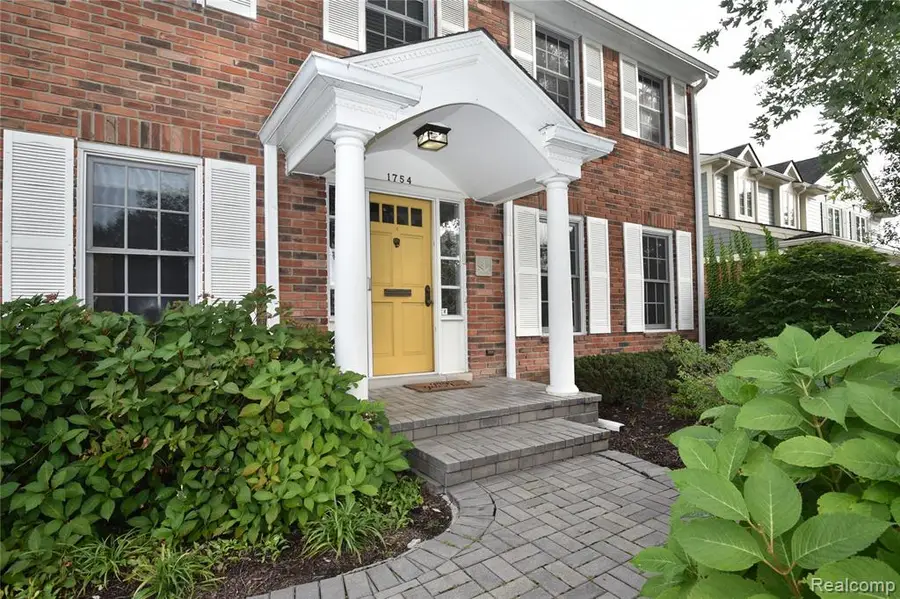 1754 Fairway, Birmingham, MI 48009 - #2