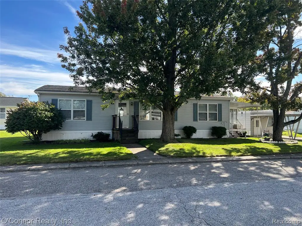 3333 Ravenswood, Marysville, MI 48040 - #1