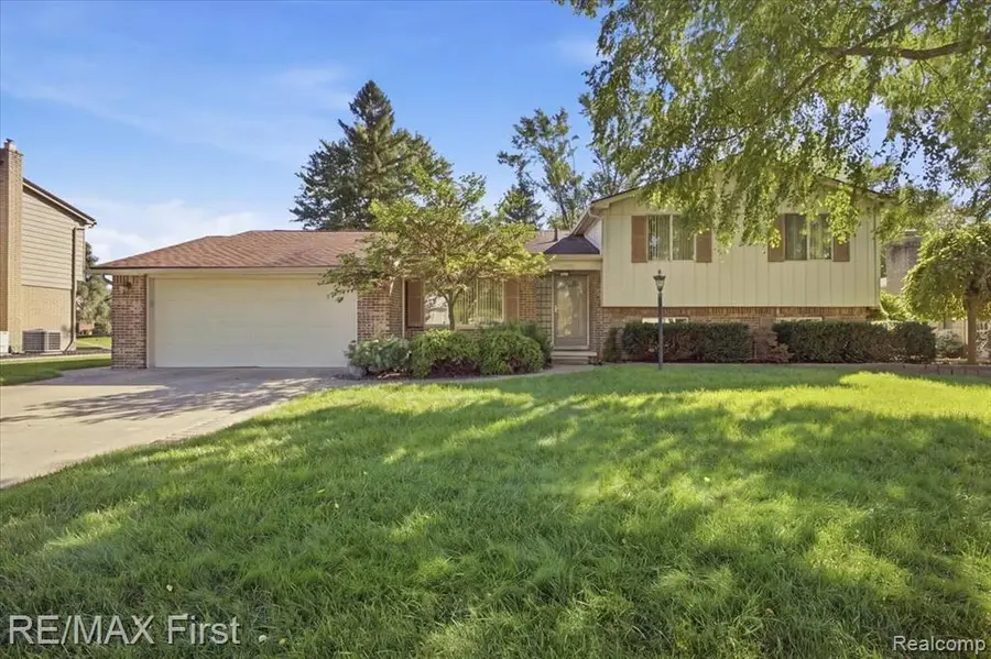 3590 Historic, Troy, MI 48083 - #2