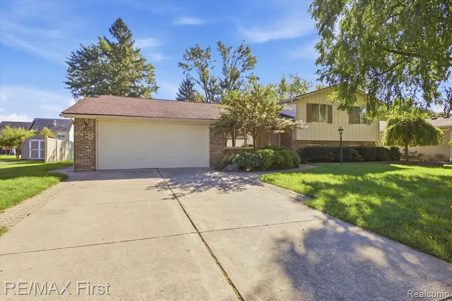 3590 Historic, Troy, MI 48083 - #3