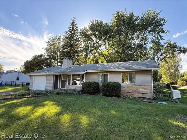1670 S Poseyville, Midland, MI 48640