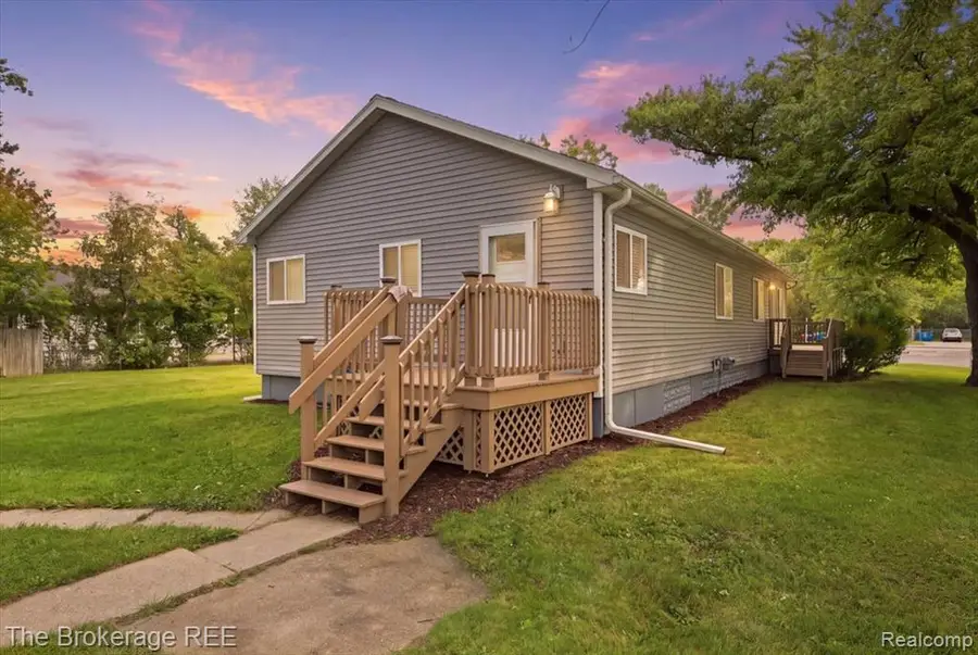 3399 Richfield, Flint, MI 48506 - #2