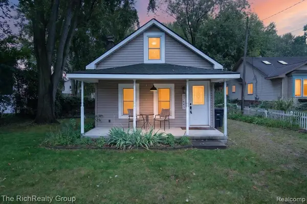 37445 Marquette, Westland, MI 48185