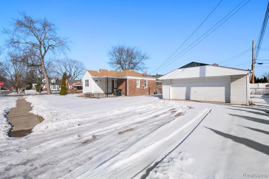 7739 Rosedale, Allen Park, MI 48101 - #3