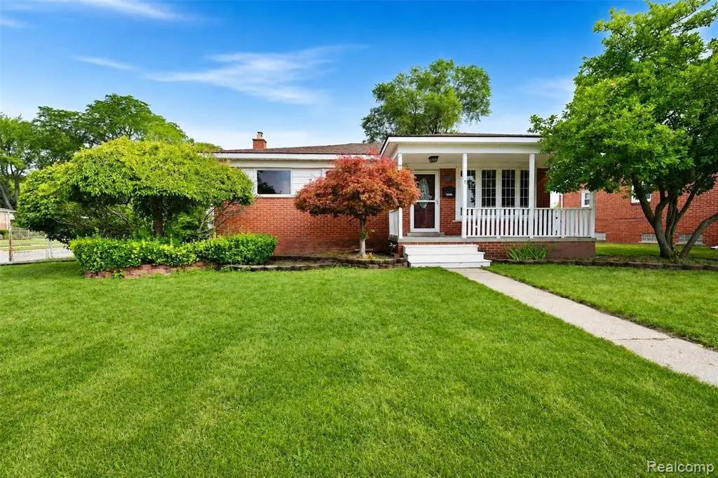 32612 Dover, Garden City, MI 48135 - #1