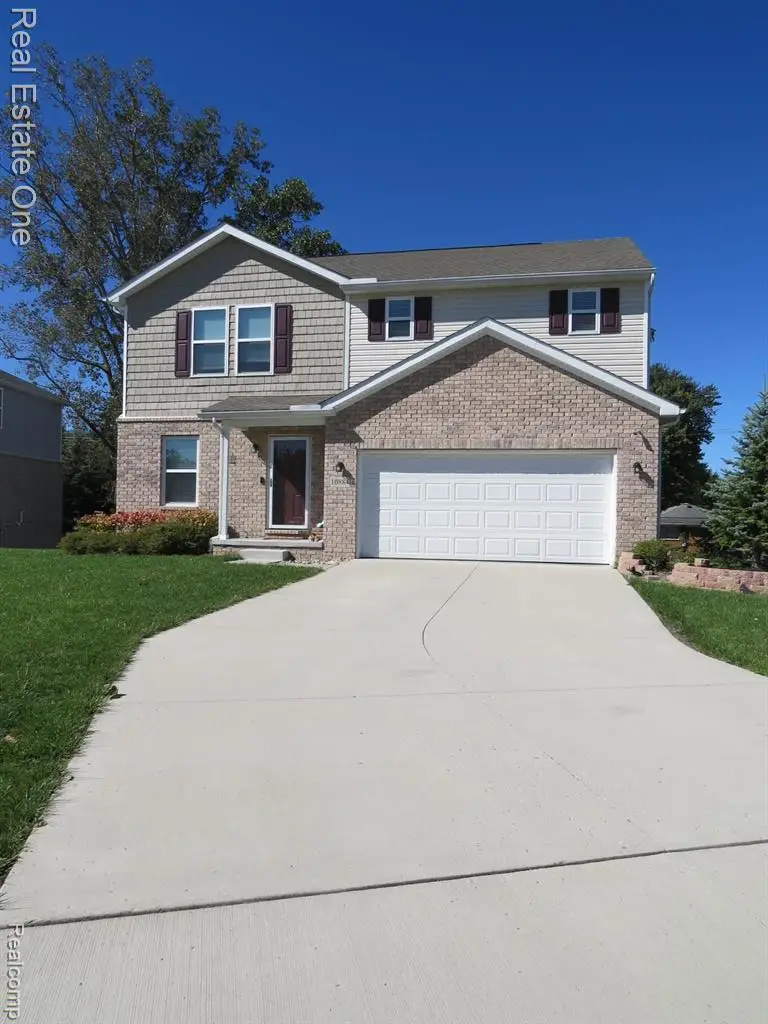 10884 Island Lake, Taylor, MI 48180 - #2