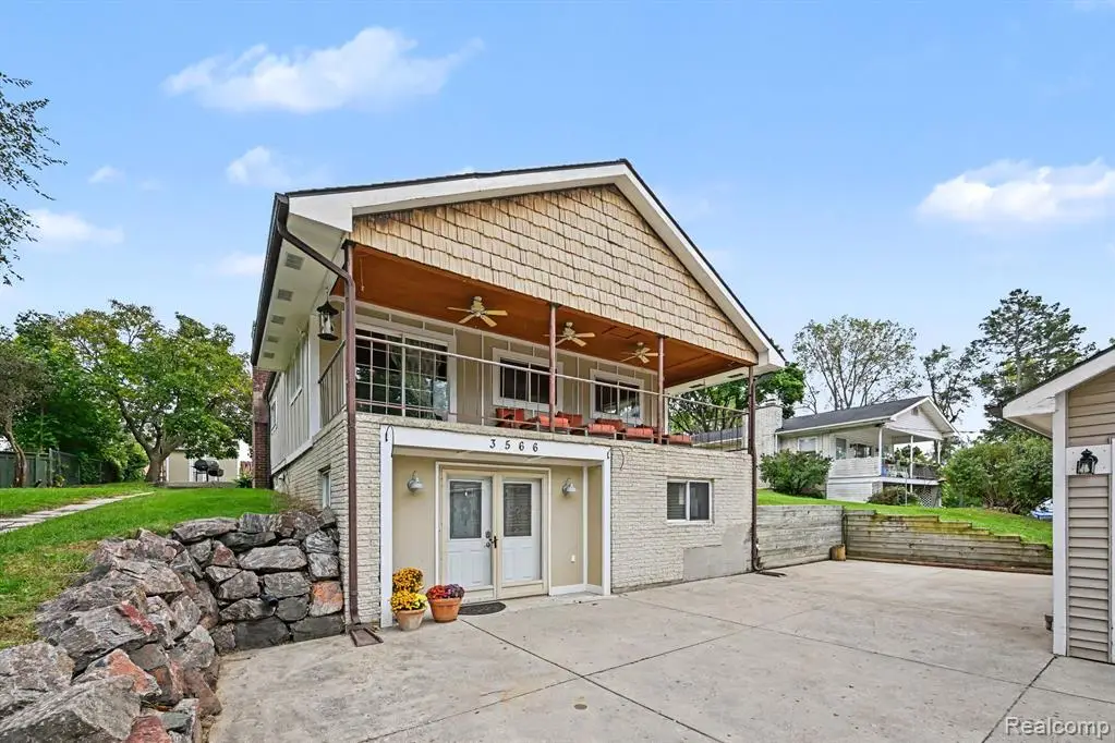 3566 Lotus, Waterford, MI 48329 - #1