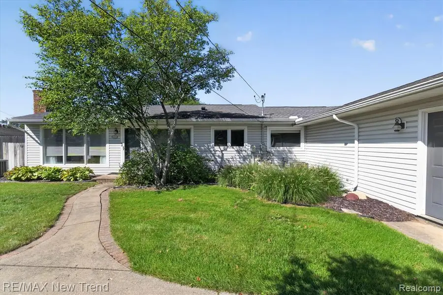 2529 S Commerce, Wolverine Lake, MI 48390 - #2