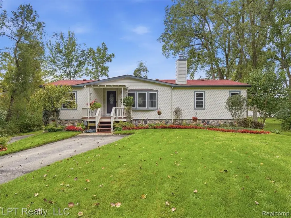 5208 Schlenker, Pinckney, MI 48169 - #1