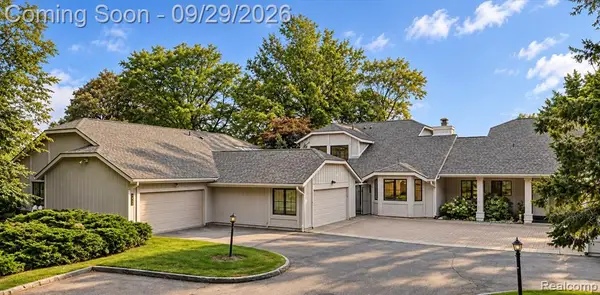 1835 Golf Ridge, Bloomfield Hills, MI 48302